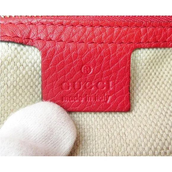 Gucci Vibrant Red Shoulder Bag - Picture 13 of 15
